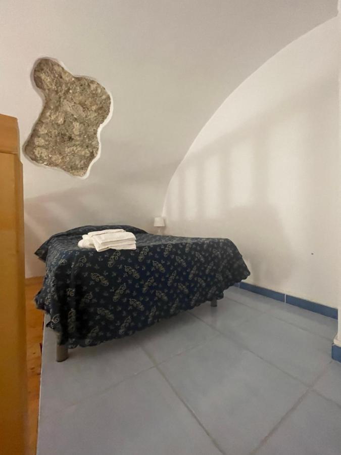 B&B La Terrazza Sul Porto Ponza Exteriör bild