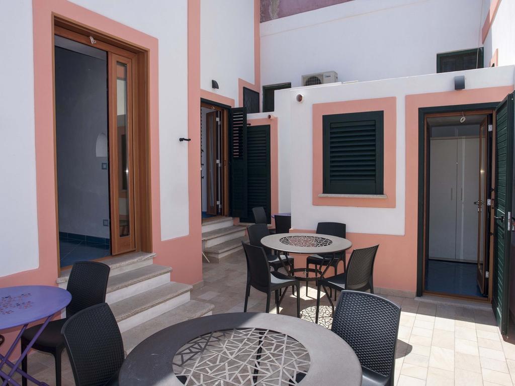 B&B La Terrazza Sul Porto Ponza Exteriör bild