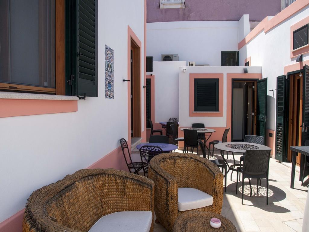 B&B La Terrazza Sul Porto Ponza Exteriör bild